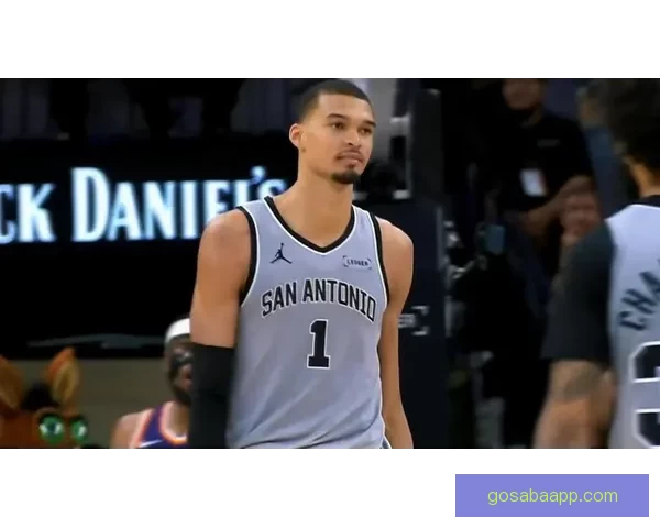 时隔七年再度冲击季后赛 文班34分12篮板准绝杀助马刺险胜太阳迎四连胜